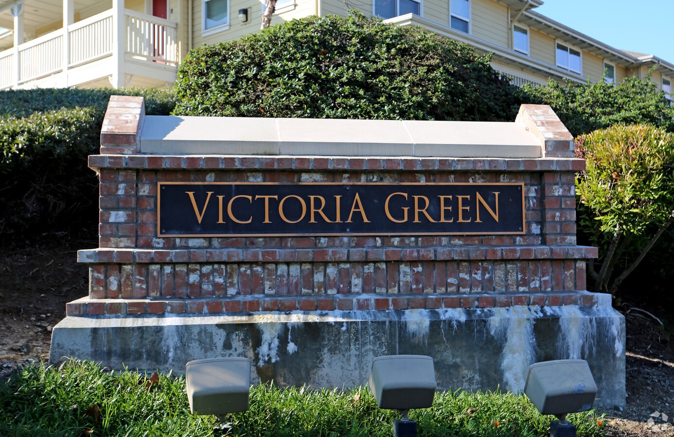 Victoria Green - Victoria Green Apartments