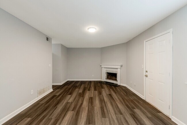 Photo - 776 Crestside Ct