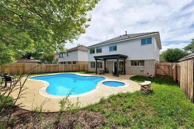 Photo - 3603 Windhill Loop