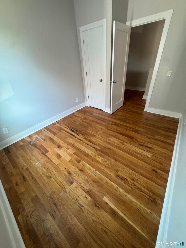 980 Hancock Ave Unidad 2L