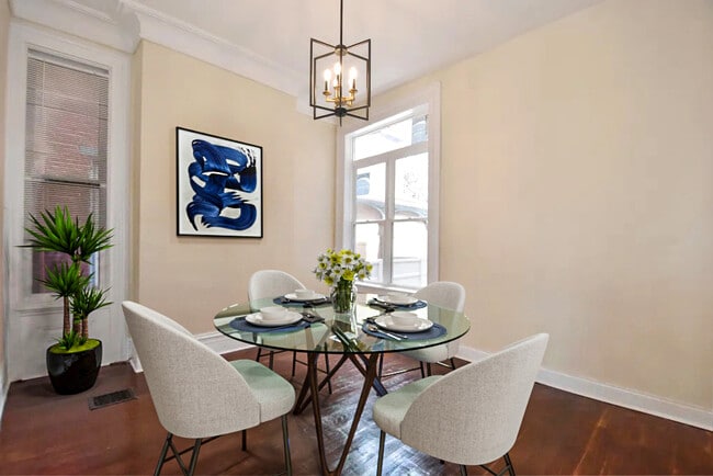 Photo - 1005 Sheffield St