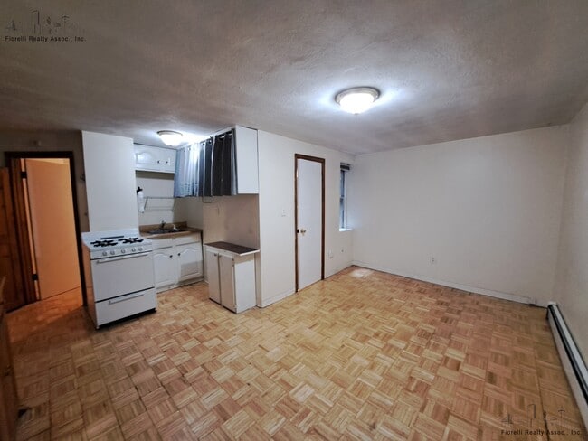 Photo - 56 Prince St Unit 1