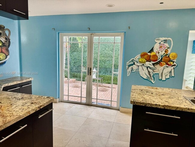 Photo - 851 N 11th Ave