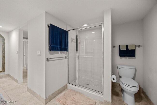 Building Photo - 15 Bluebill Ave Unit 103s