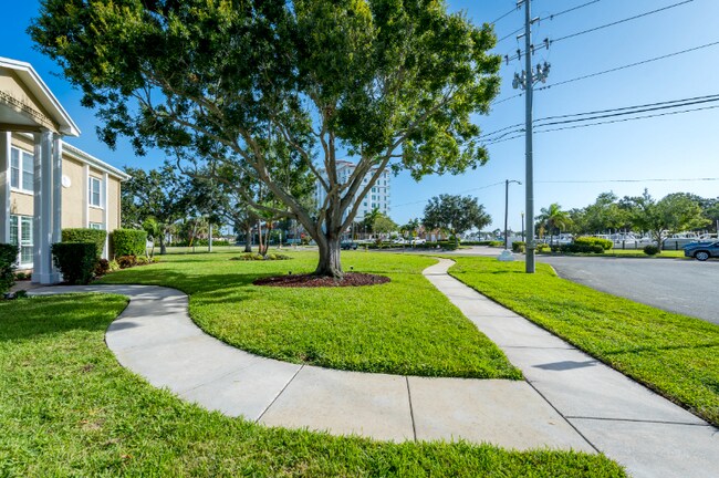 Photo - 1050 Rafael Blvd NE Unidad Apt 1