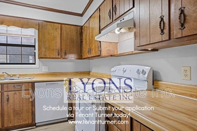 Photo - 2814 Kirkwood Cir