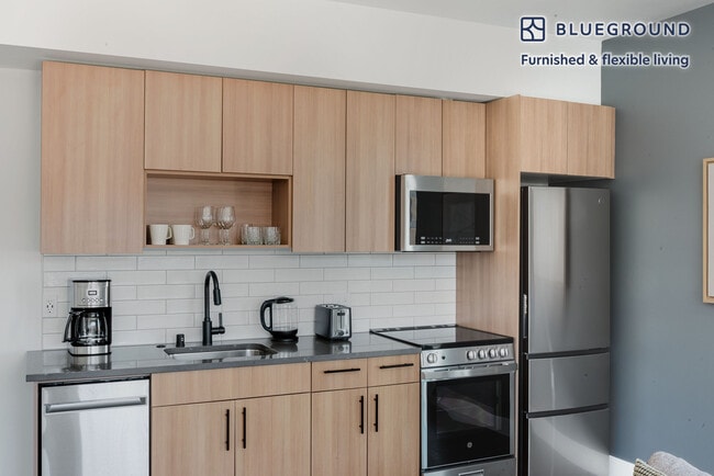 Photo - 104 12th Ave Unit SI FL6-ID744