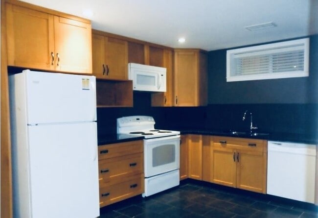 Photo - 281-172A 172A St