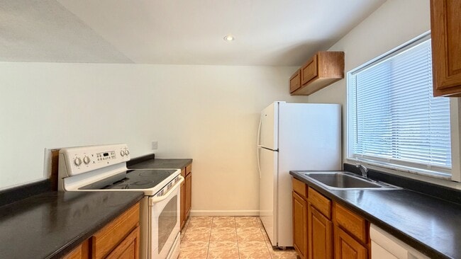 Photo - 5513-5519 Decatur St