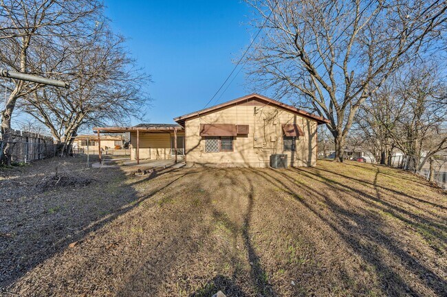 Photo - 1402 Chico Ct