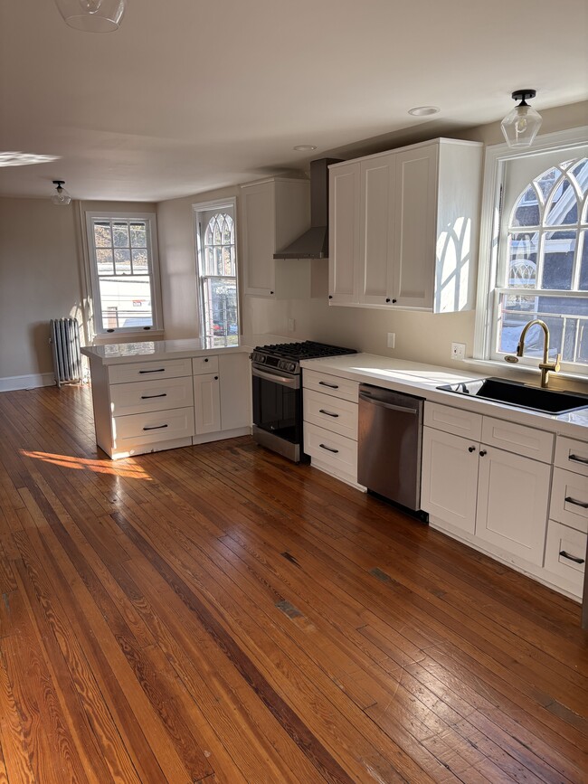 Photo - 120 Greenwood Ave