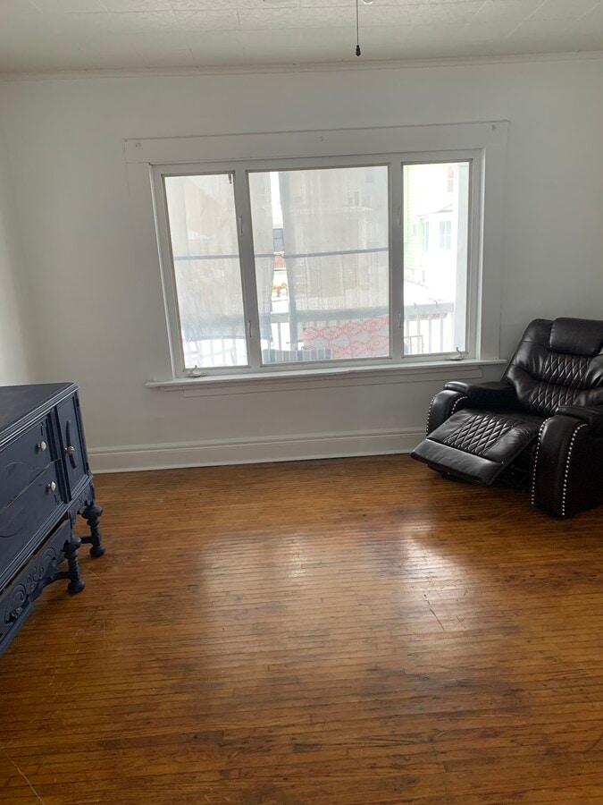 Photo - 39 Mount Vernon Ave Unit Lower