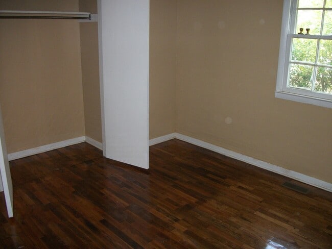 Photo - 2051 Martin Luther King Dr Lumberton, NC 28358