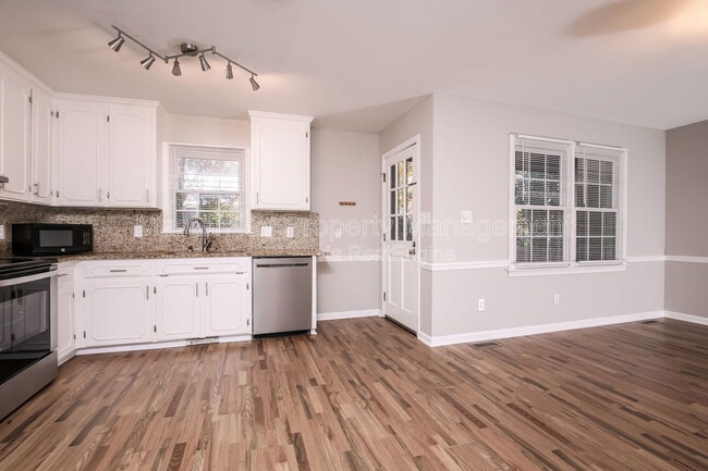 Photo - 4017 Grimstead Ln