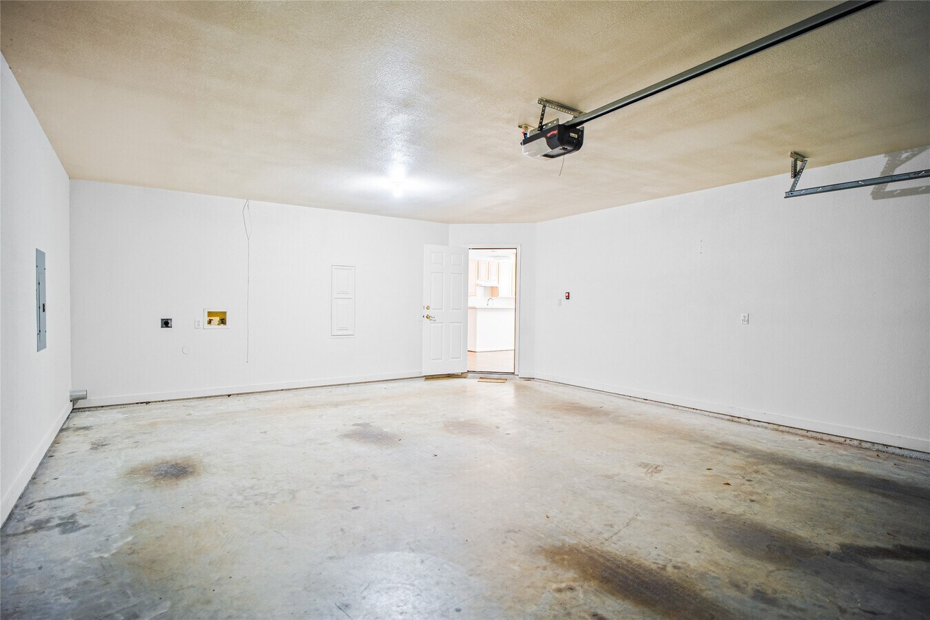 Photo - 2224 Shady Tree Ln