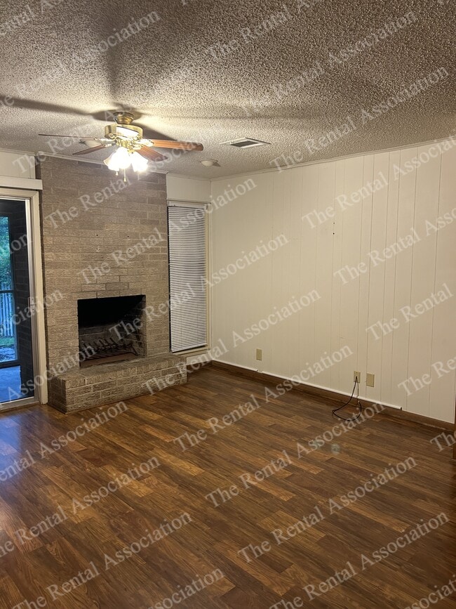 Photo - 1705 Broadway Ave