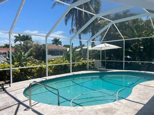 ** MARCO ISLAND HOME ON THE CANAL WITH PRI... - ** MARCO ISLAND HOME ON THE CANAL WITH PRI...