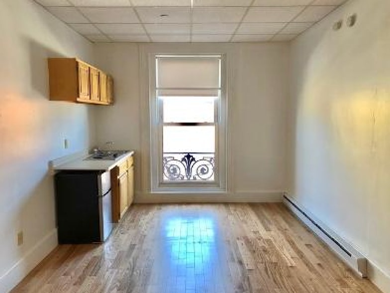 Photo - 408 Beacon St