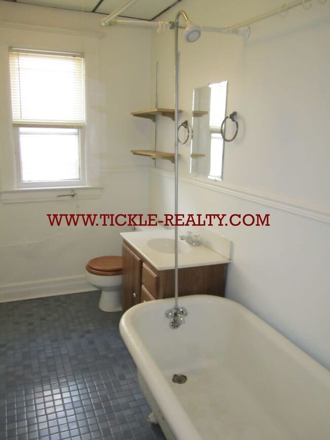 Photo - 537-539 Meigs Street Unidad 537-DN