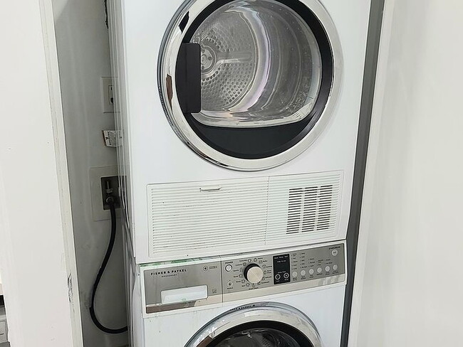 Photo - "Chic 1-Bedroom Bronx Apartment with Grani...