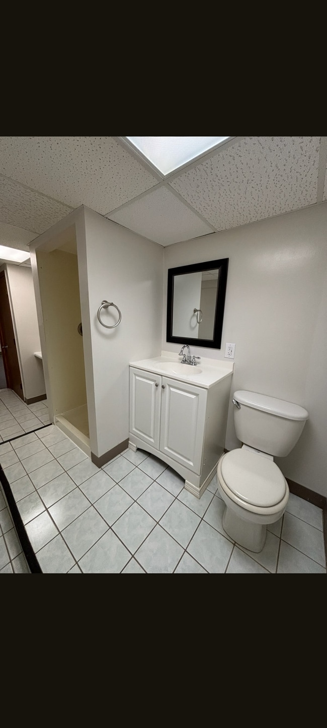 Photo - 2408 New Haven Ct