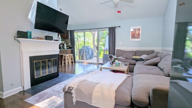 Photo - 319 Doral Ct