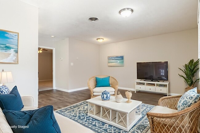 Welcome to Guest House, where modern elegance meets comfort. Enjoy spacious living areas, stylish design elements, and a peaceful atmosphere. Perfect for your next home! Schedule a tour today to see it all for yourself!