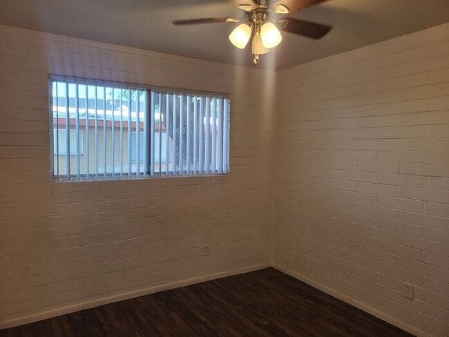 Photo - 4350 E Fairmount St