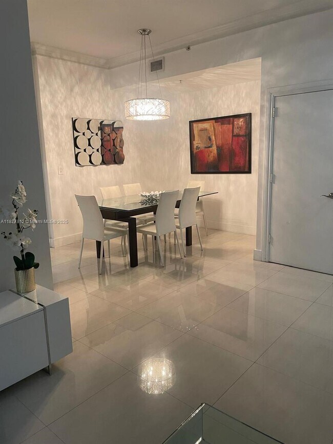 Photo - 3001 NE 185th St Unit 326