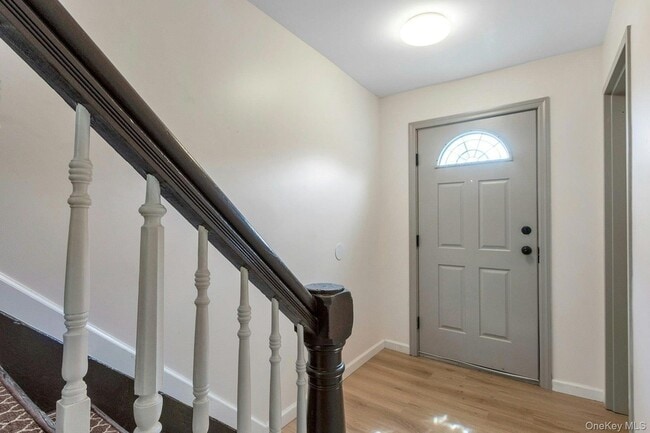 Photo - 70 Van Ness St