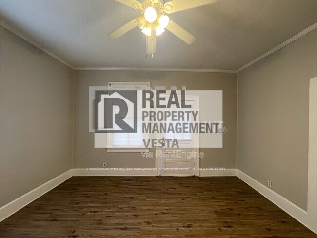 Photo - 110 W Ridge Cir