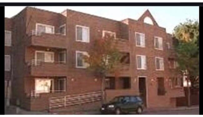 Building Photo - 2901 MacArthur Blvd Unit 207