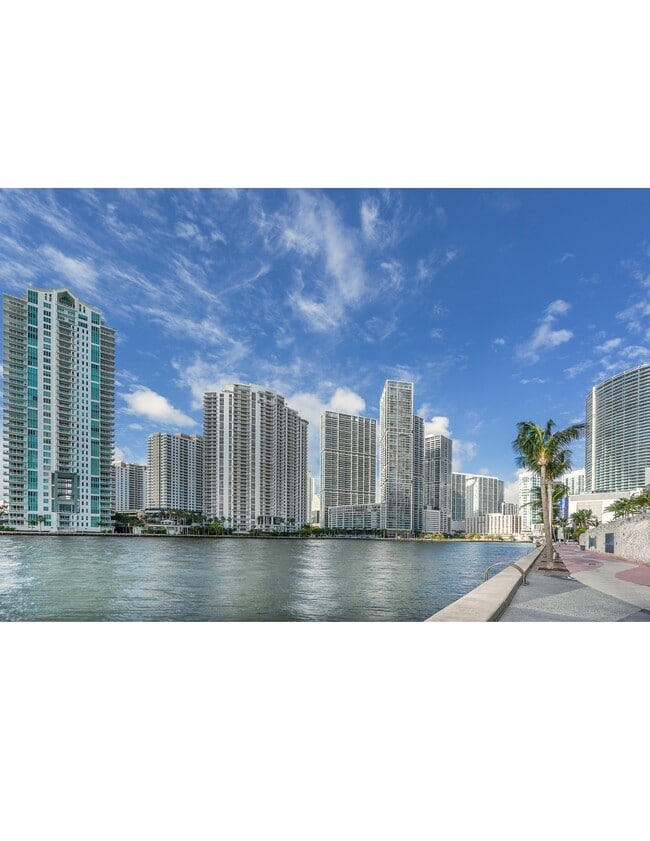 Alvorada on the Bay