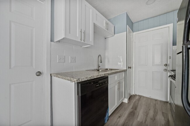Photo - 3423 Nettleton St Unit 2