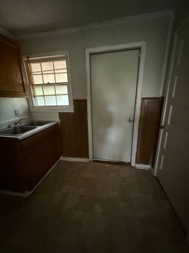 Photo - Clifton Unit Clifton s