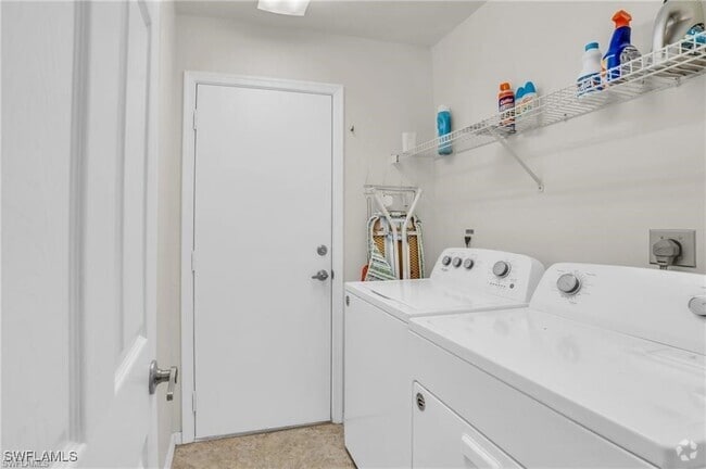 Building Photo - 2268 Piccadilly Ct Rental