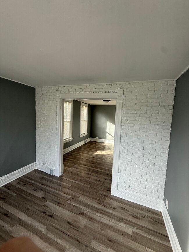 1206 Michigan Ave Unit Lower