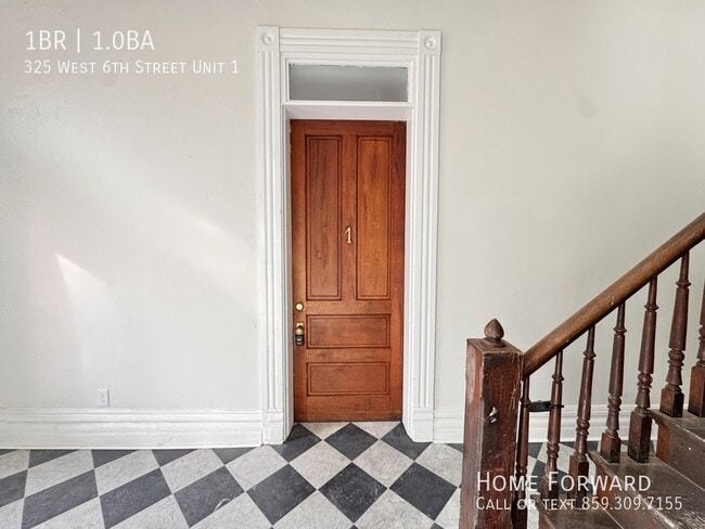 Photo - 325 W 6th St