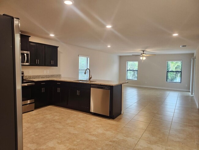 Photo - 3-2-2 off Kismet Parkway