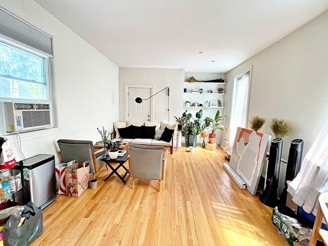 Photo - 250 Webster St Unit 2