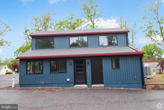 Building Photo - 852 N Limerick Rd Rental