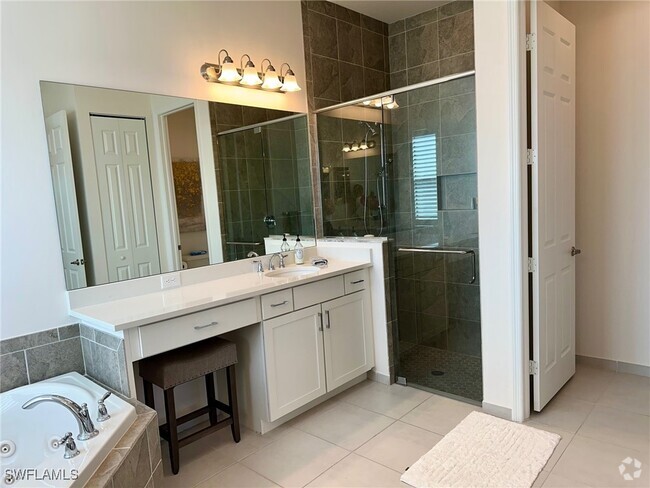 Building Photo - 11502 Meadowrun Cir Rental