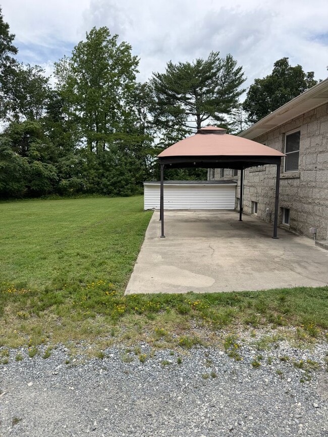 Photo - 1048 Shuping Mill Rd