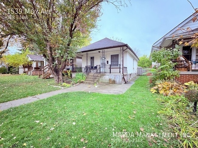 Photo - COZY 3 BED/ 1 BATH HOME IN WALKERVILLE - PLUS HYDRO, WATER & GAS!