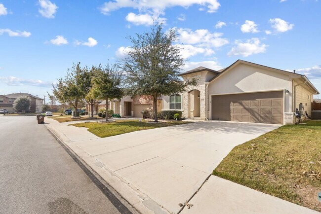 Photo - 515 Sage Thrasher