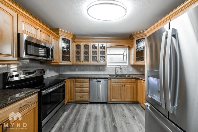 Photo - 701 Hillside Dr