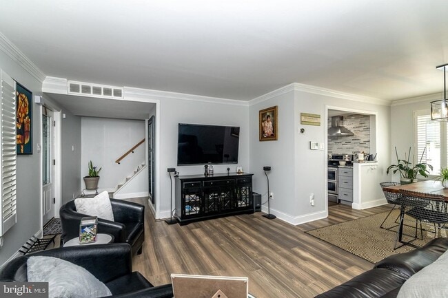 Photo - 251 Fir Tree Ct