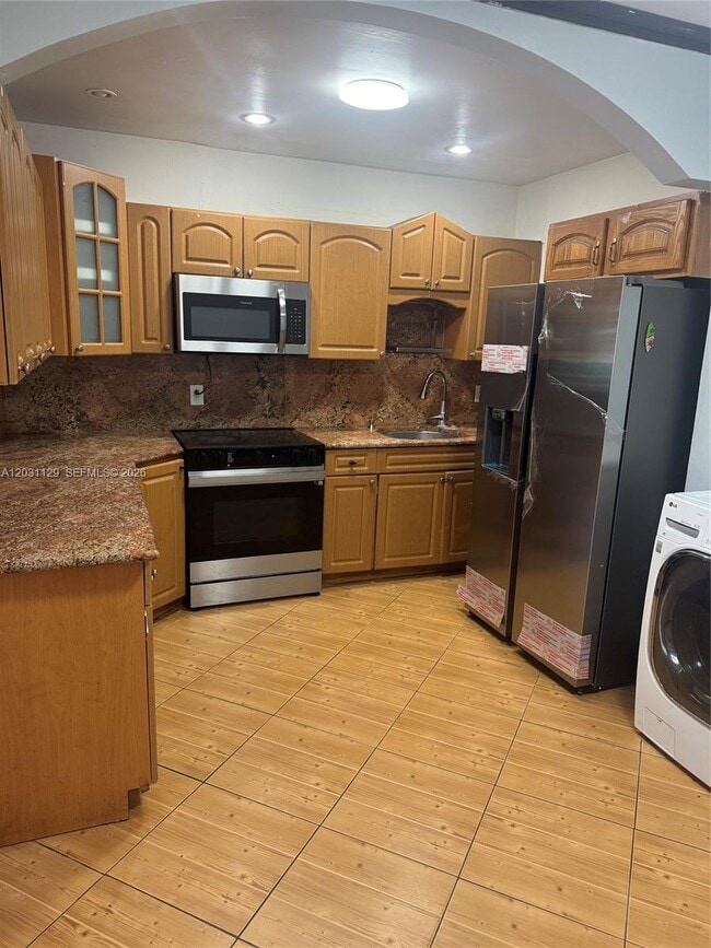 Photo - 1120 SW 73rd Ave