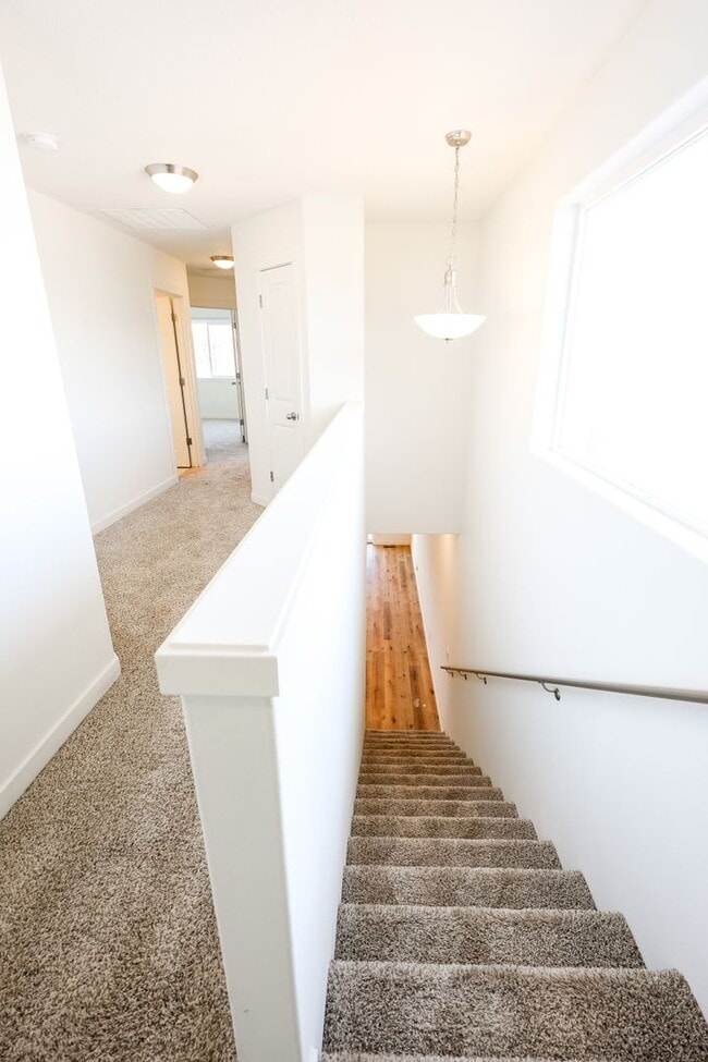 Photo - Charming 3 Bdrm 2.5 Bath in Ridgefield