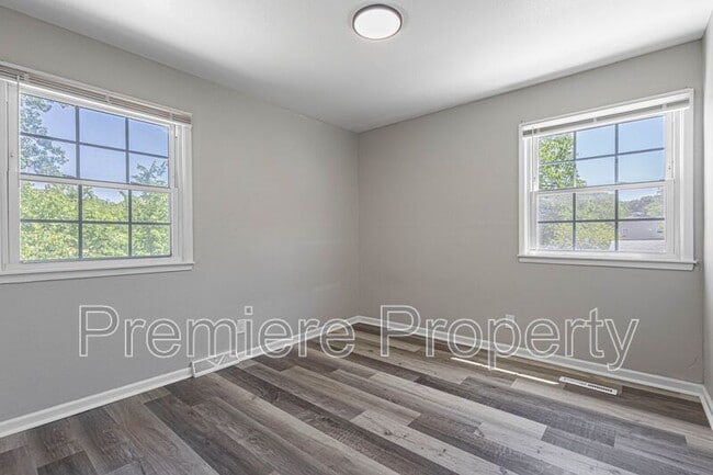 Photo - 3910 E 123 Terrace